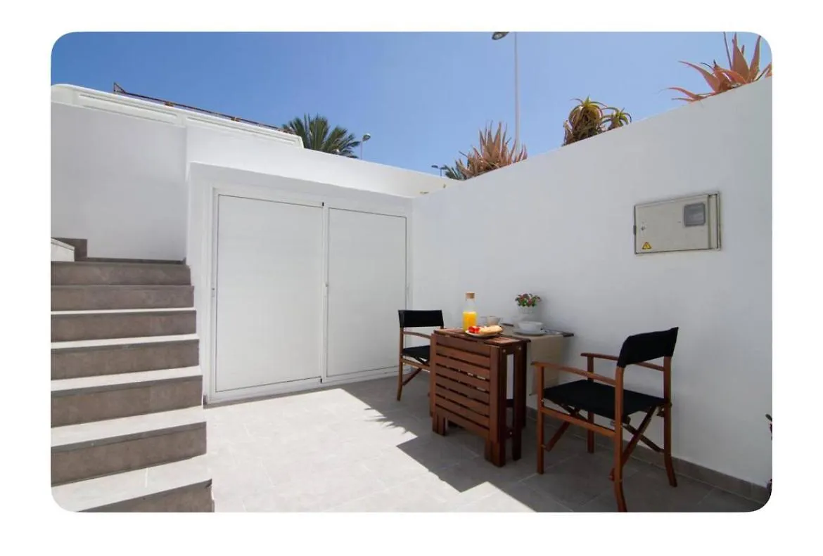 Charming Apartment 5 Min Walking From Beach Tias